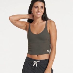 Vuori ribbed crop top size S
